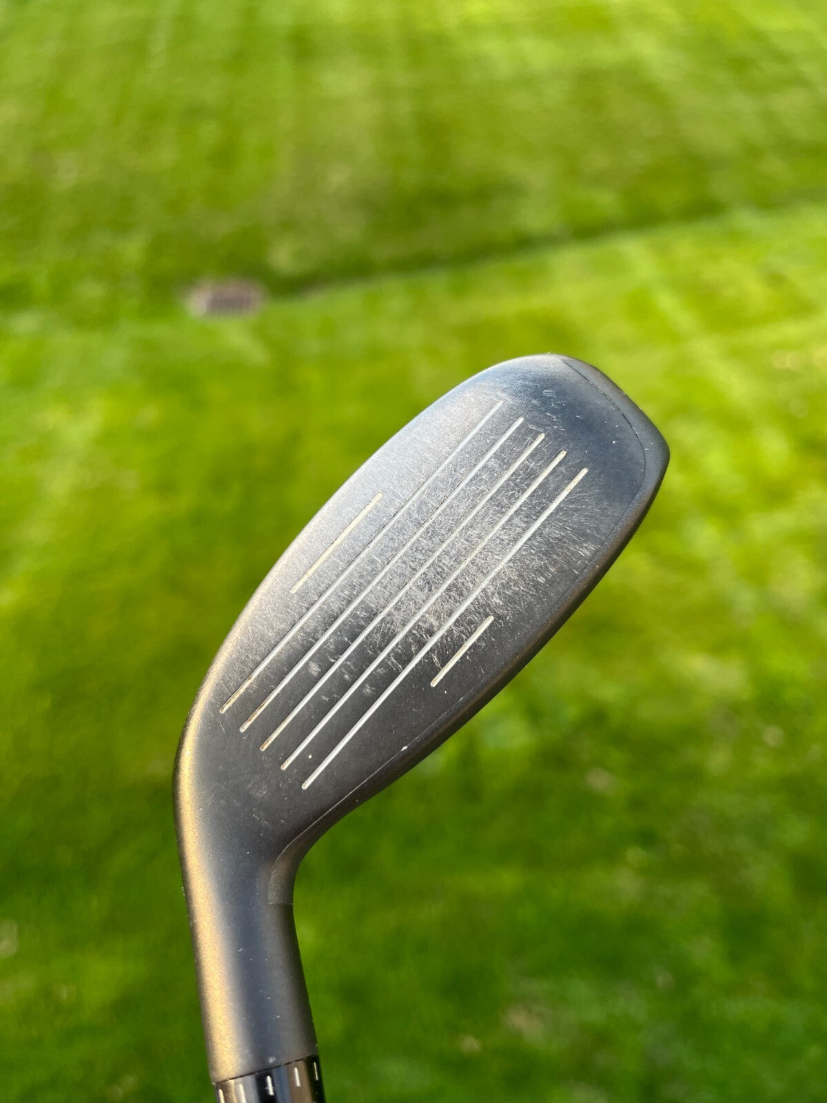 Photo of Adams XTD Ti Hybrid 20 Matrix Red Tie 40