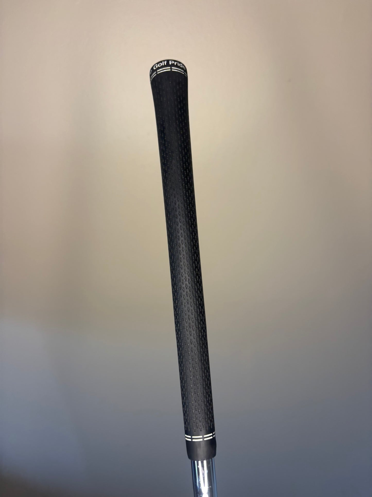 Titleist 716 AP1 Gap Wedge 47° AMT X100 Extra Stiff Flex 35.5″ NICE