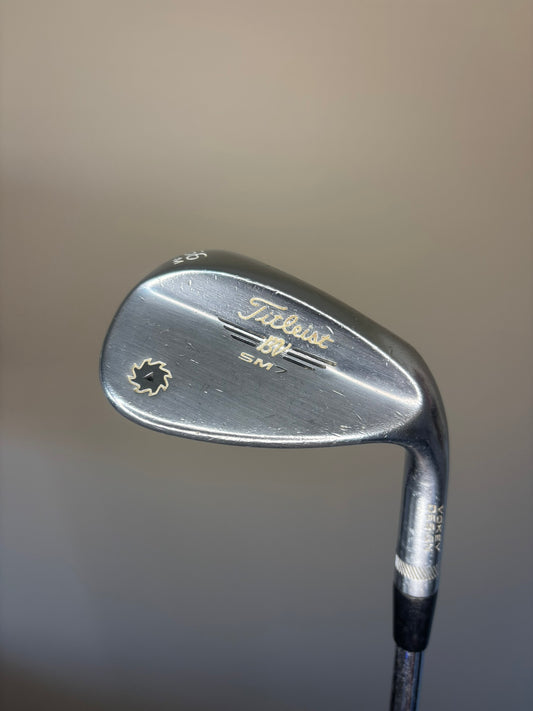 Titleist Vokey SM7 Tour Chrome Sand Wedge 56° / 8M Wedge Flex 35.25″