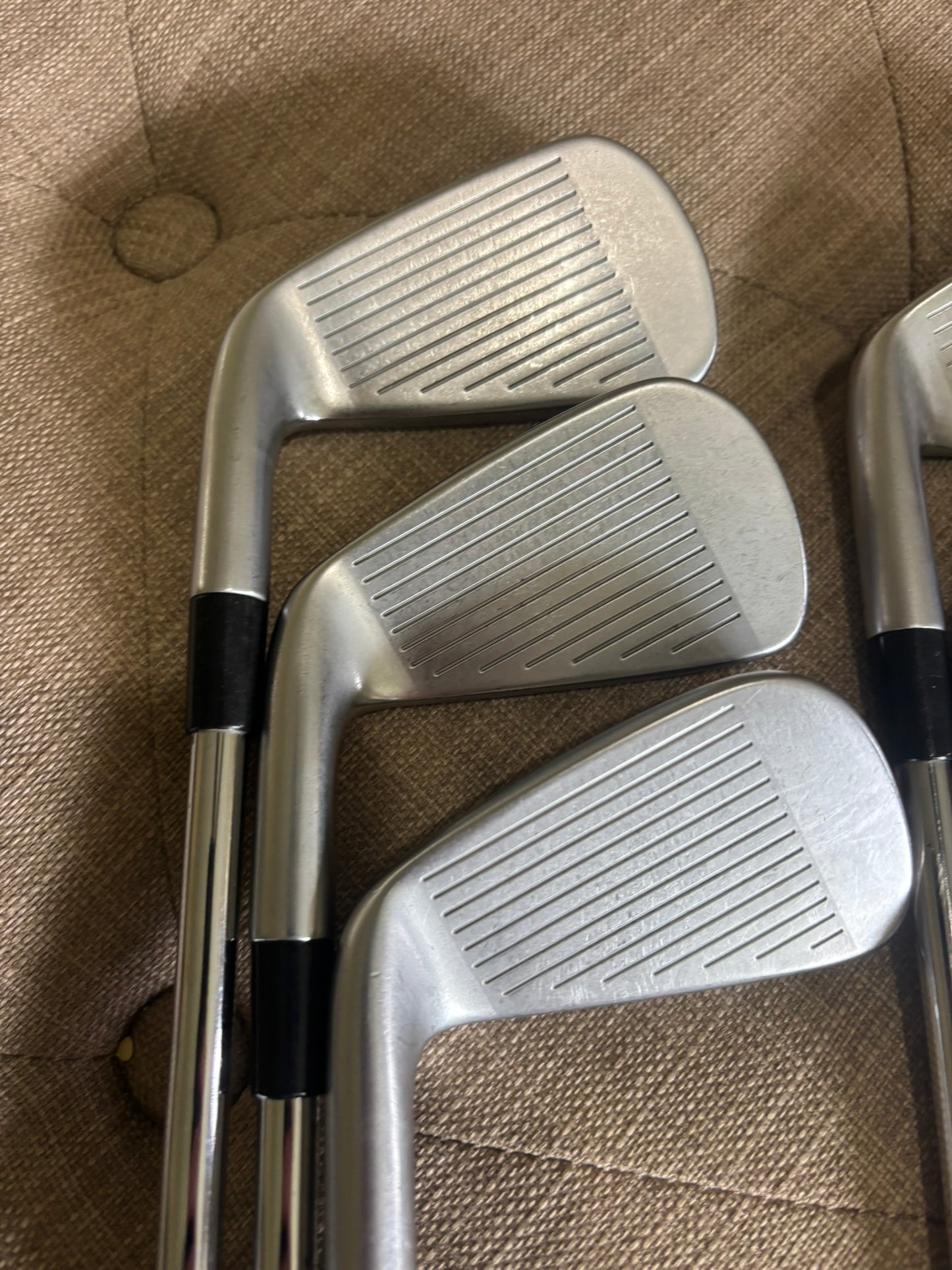 Taylormade 2021 P790 Iron Set 5-PW Elevate 95 MPH Stiff Flex -1/4″ NICE