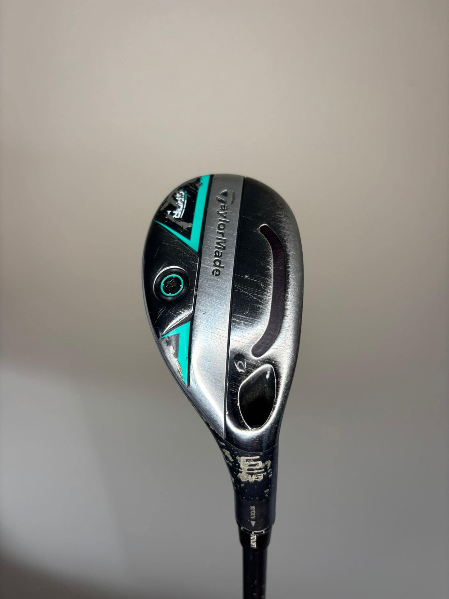 Taylormade GAPR HI 6 Hybrid 28° KBS Hybrid 60 Senior Flex 39″