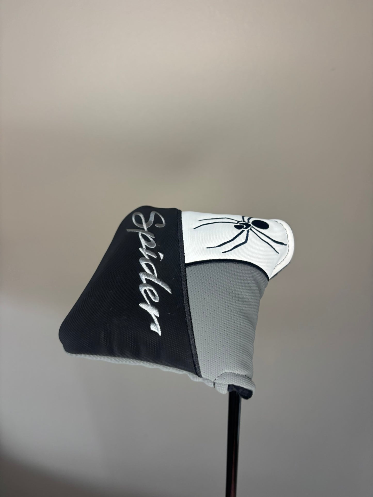 Taylormade Spider Tour X L Neck Putter 33.5″ +HC MINT