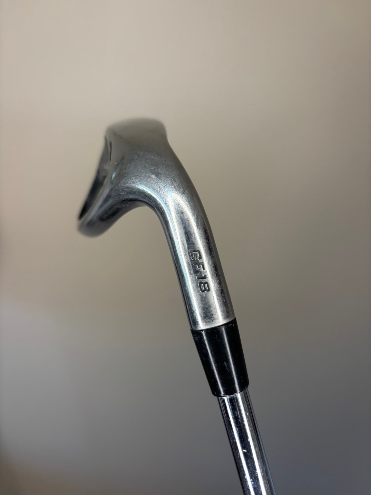 Callaway Rogue CF18 Gap Wedge 49° Steel Shaft Regular Flex 35.5″ NICE