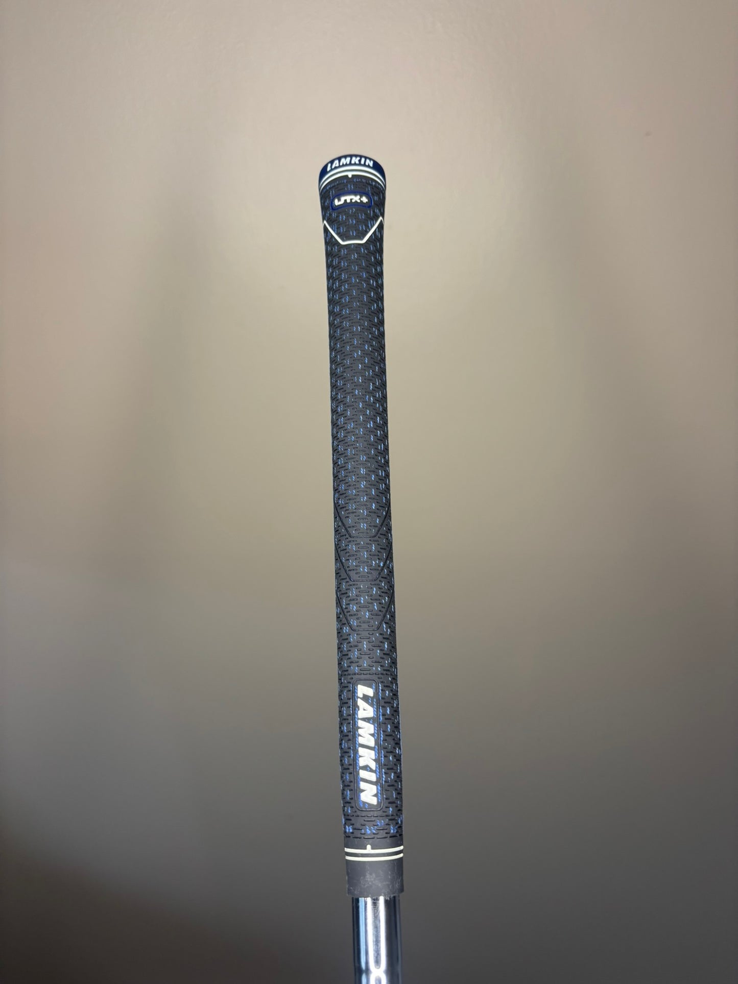 Mizuno JPX 925 Hot Metal Pro 4-Iron DG 105 S300 Stiff Flex Lefty 38.5″ NEW