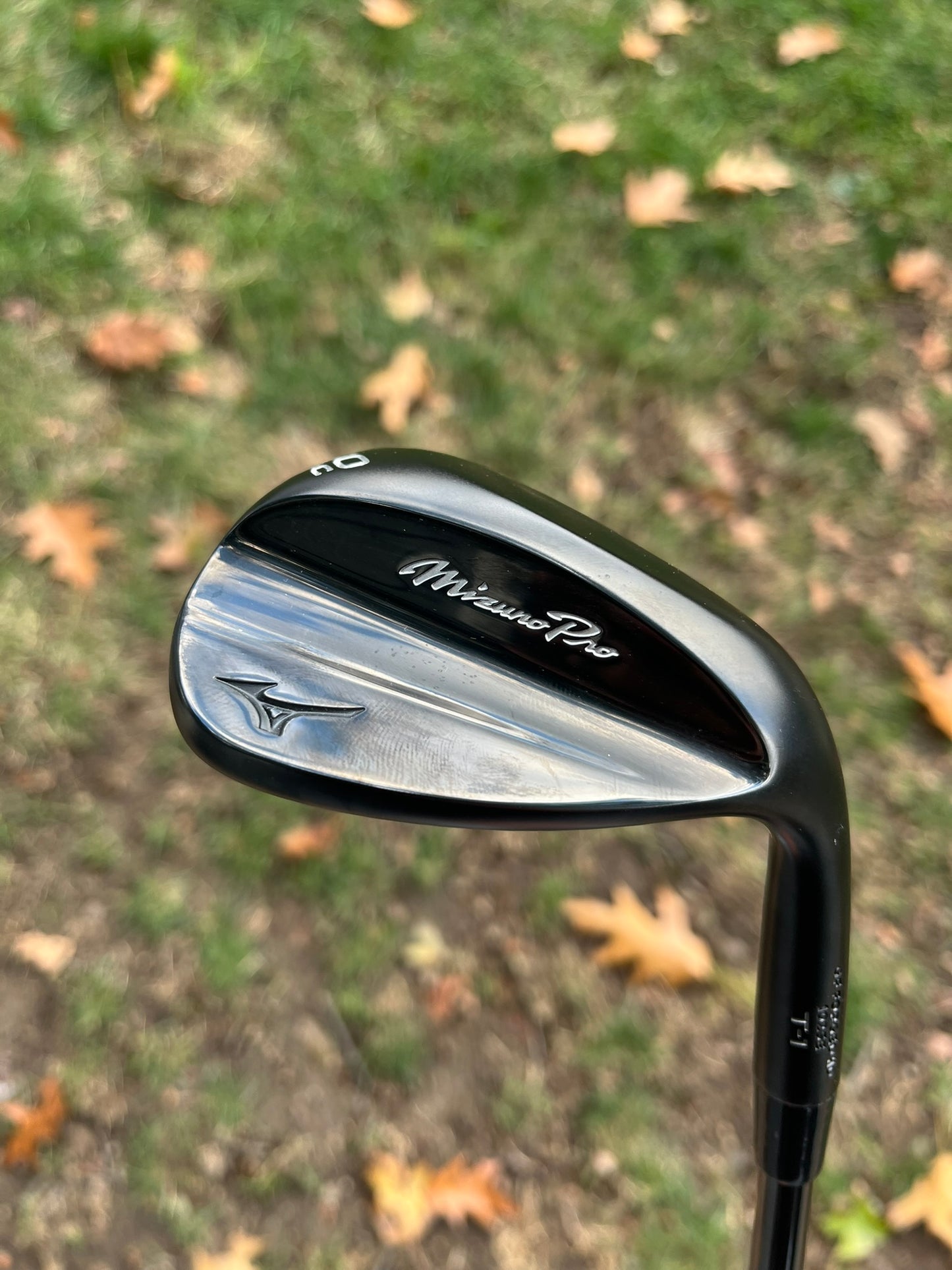 Mizuno Pro T-1 Black Ion Lob Wedge 60° / 10 KBS Wedge Flex 35.25″ MINT