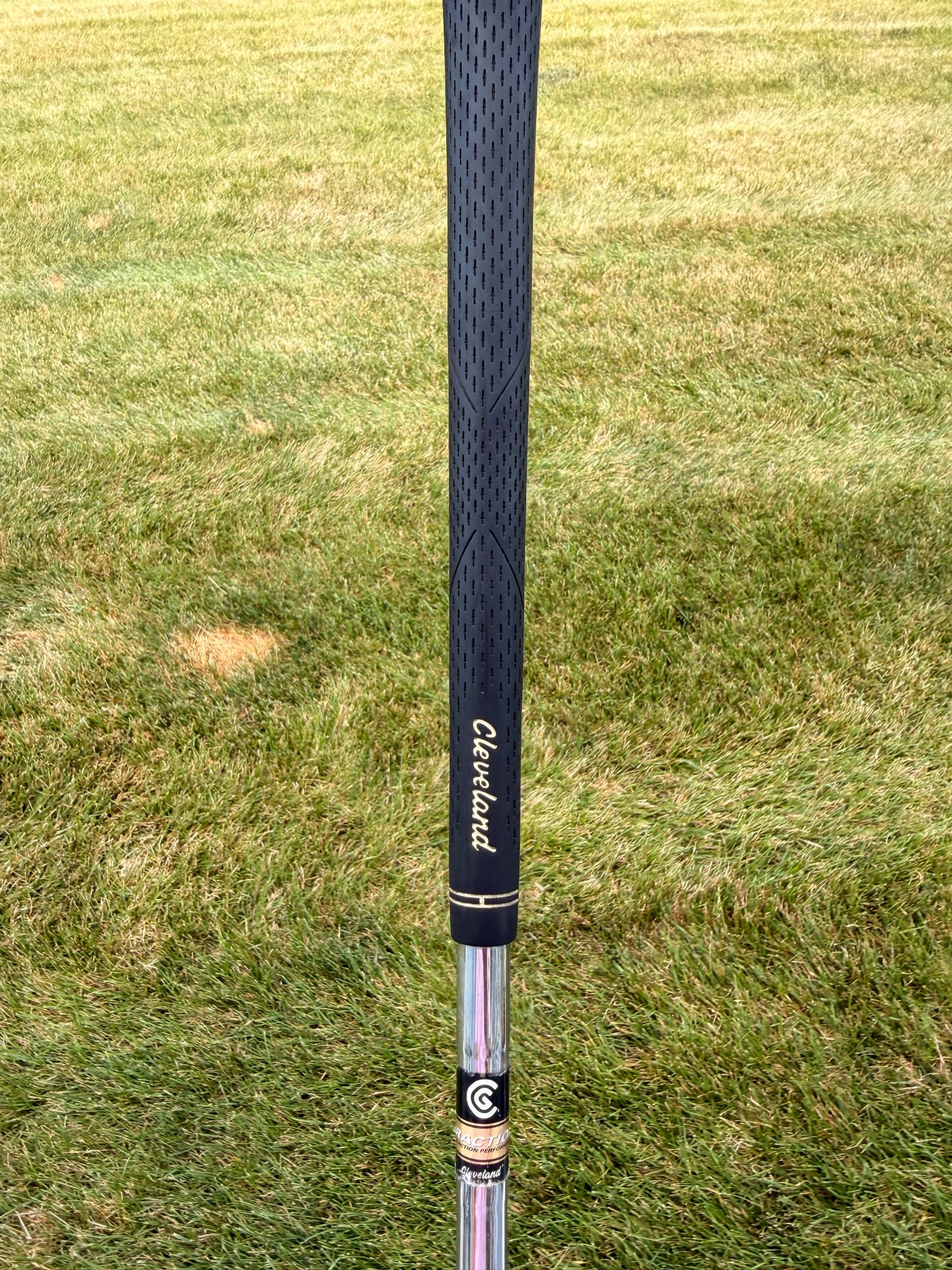 Cleveland CG15 Black Pearl Lob Wedge 64° / 12 Stock Wedge Flex 35.5" NICE — photo 5