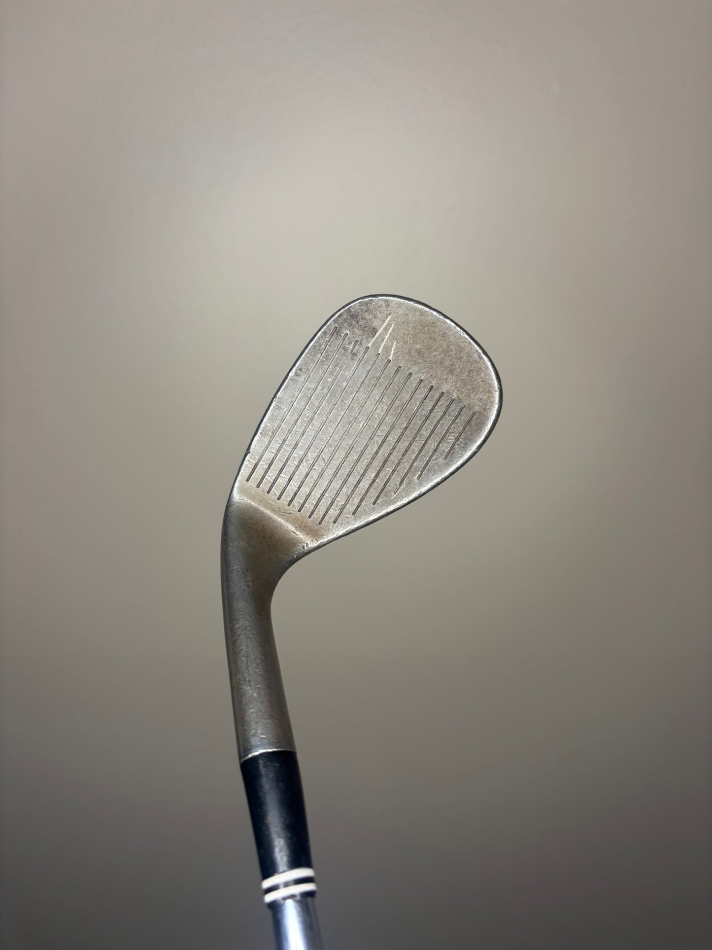 Photo of Cleveland 900 Form Forged RTG Gap Wedge 52° Wedge Flex Dg Steel