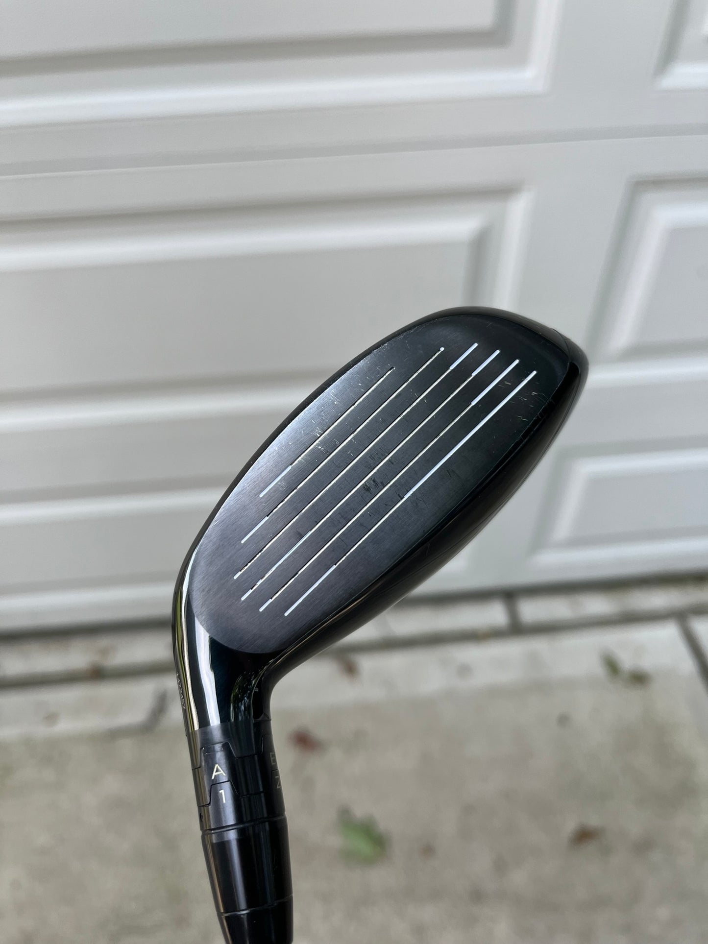 Photo of Titleist TSR2 3 Hybrid 18 HZRDUS 80 40.5