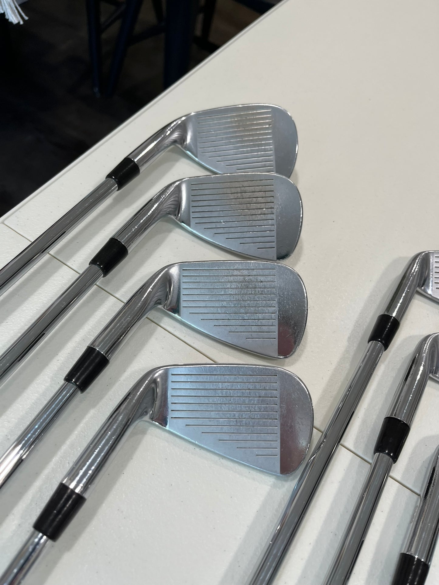 Photo of Titleist 690 CB Forged Iron Set Stiff Flex Dg S300