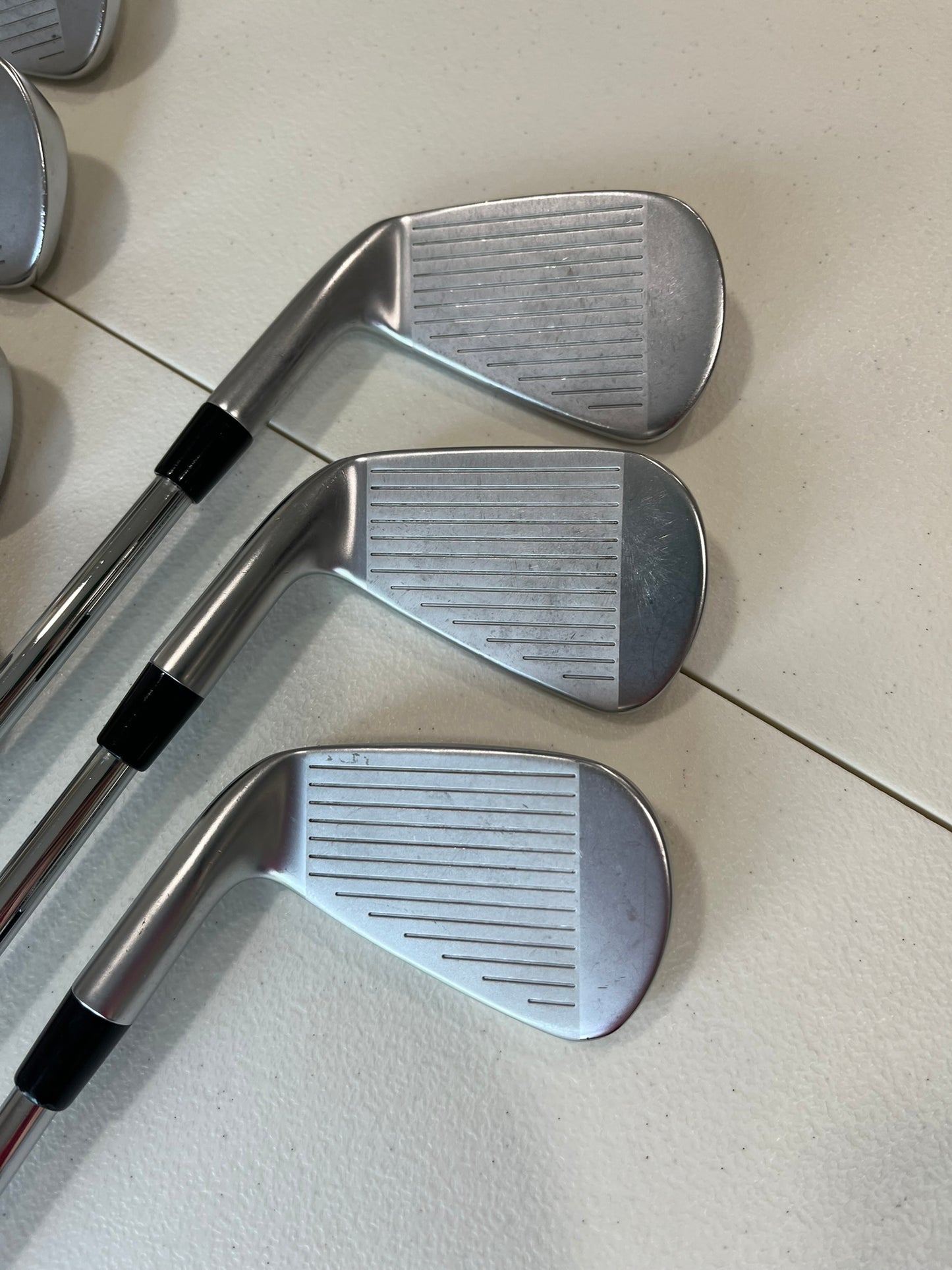 Photo of Callaway Apex Pro 24 Iron Set Stiff Flex Project X Lz