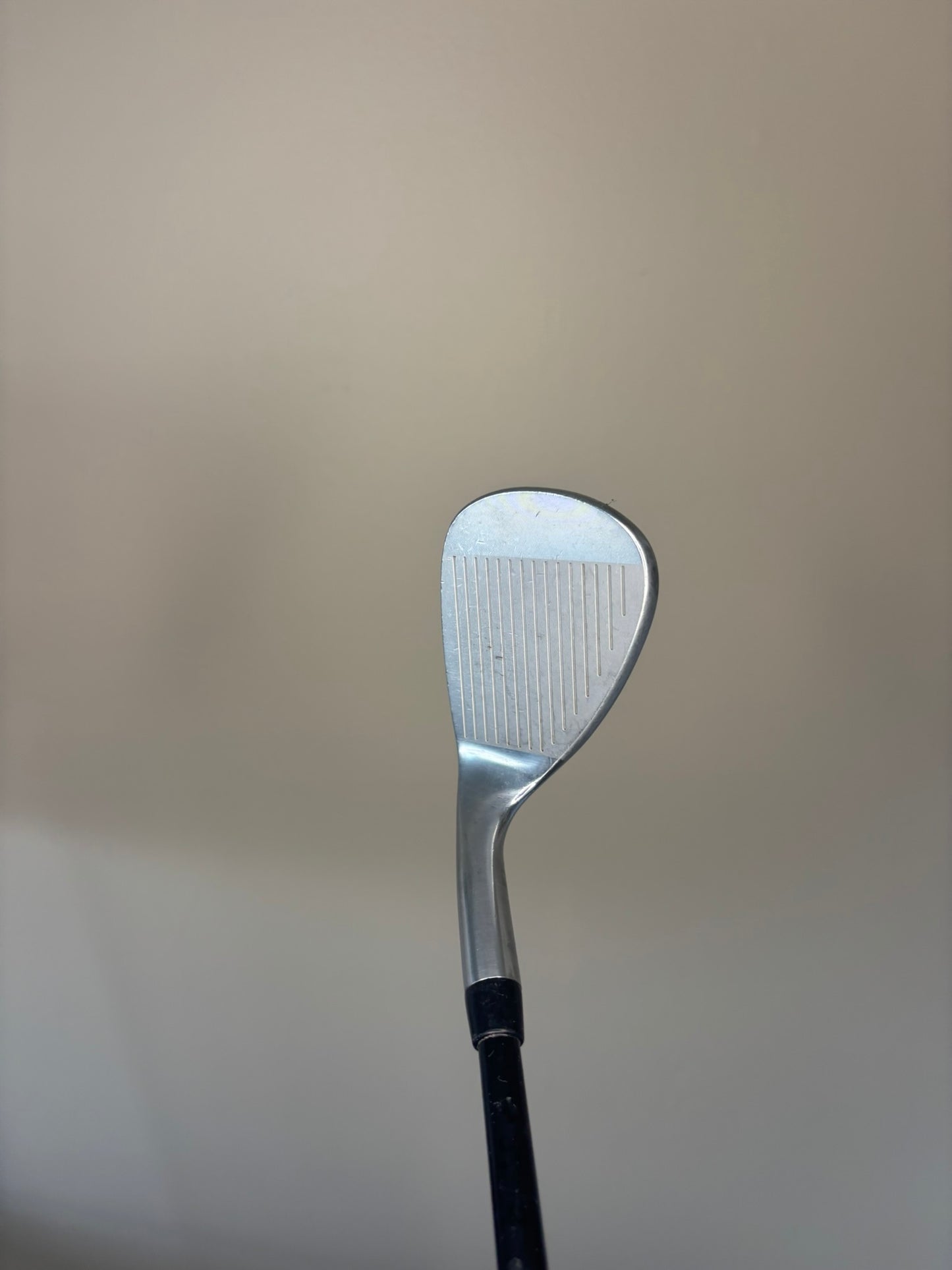 Photo of Mizuno JPX Satin Chrome Gap Wedge 52° Regular Flex Fujikura 65G