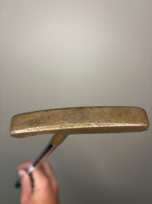 Photo of Vintage Acushnet Bulls Eye LB 6 John Reuter Jr Putter