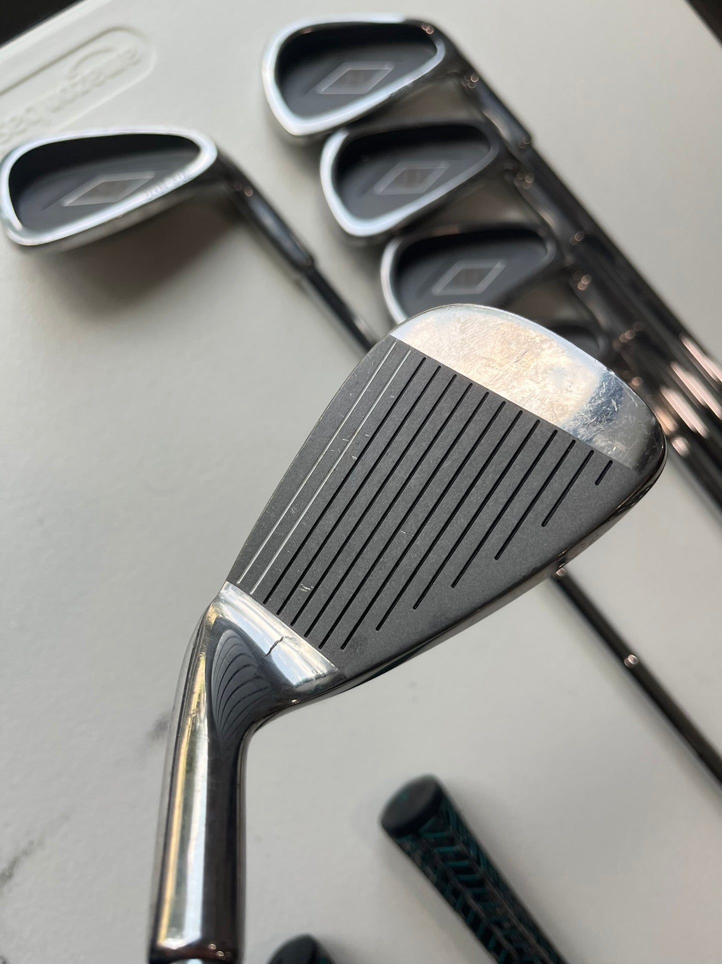 Photo of Double Diamond Oversize Iron Set Regular Flex True Temper