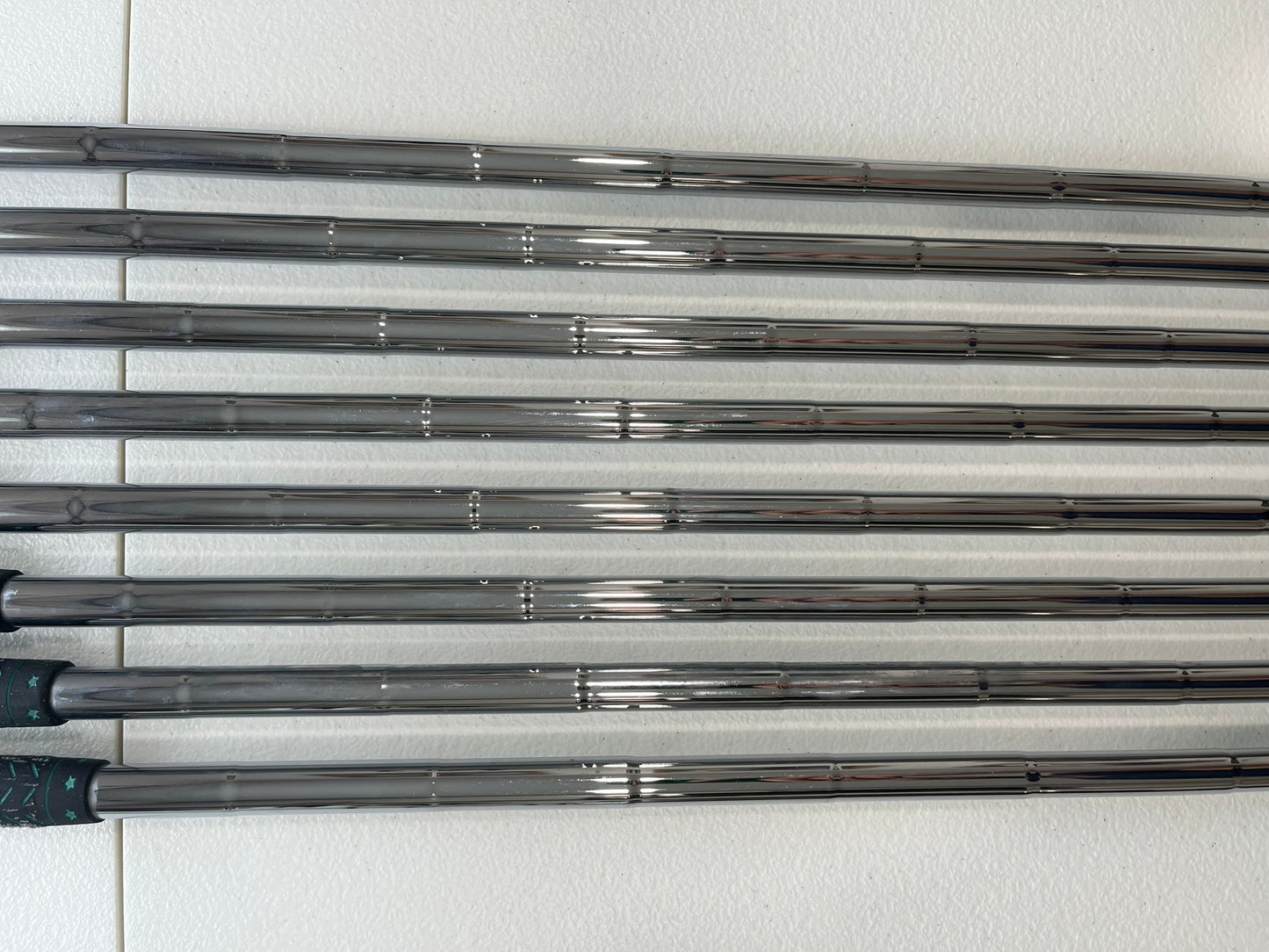Photo of Double Diamond Oversize Iron Set Regular Flex True Temper