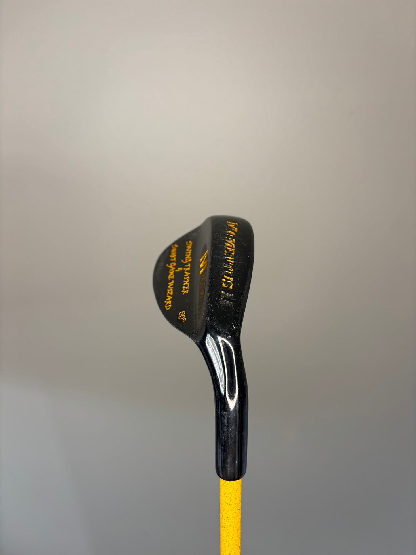 Photo of Momentus II Swing Trainer & Short Game Wizard Lob Wedge 60° Stiff Flex