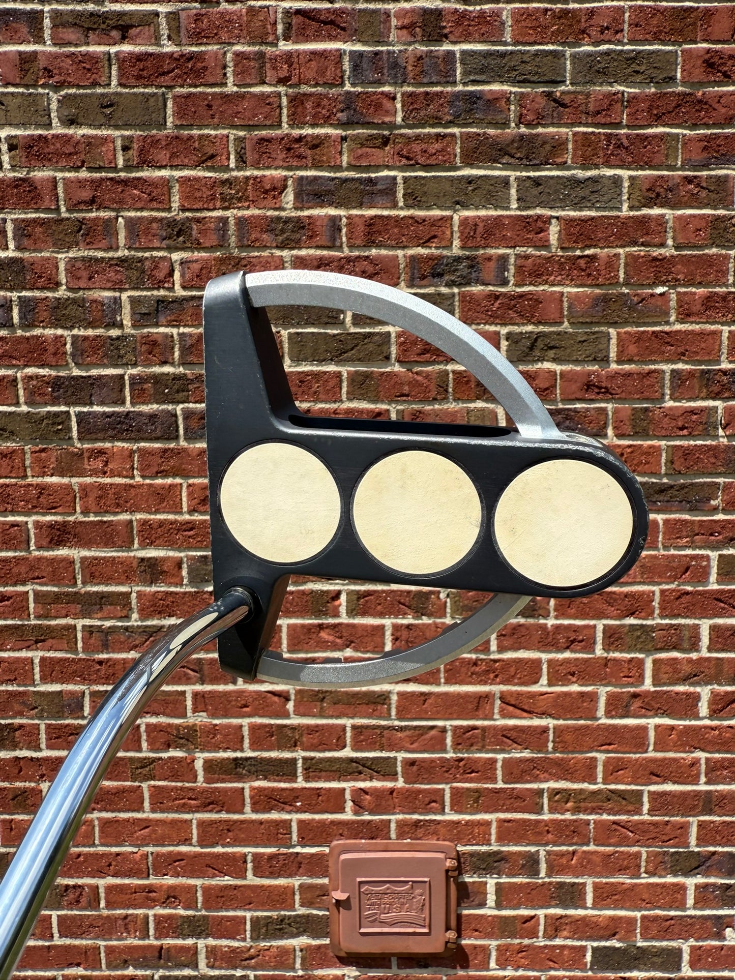Photo of Odyssey White Steel Tri-Ball SRT Putter