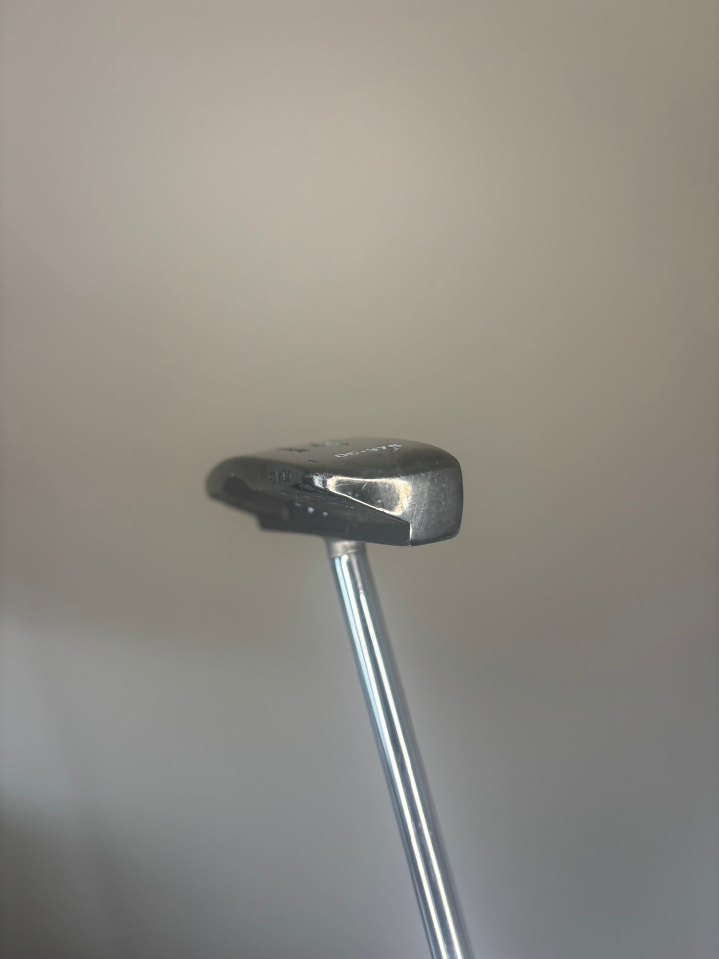 Tommy Armour 845 DLT 06-375 Putter Center Shaft 41″ OLD GRIP