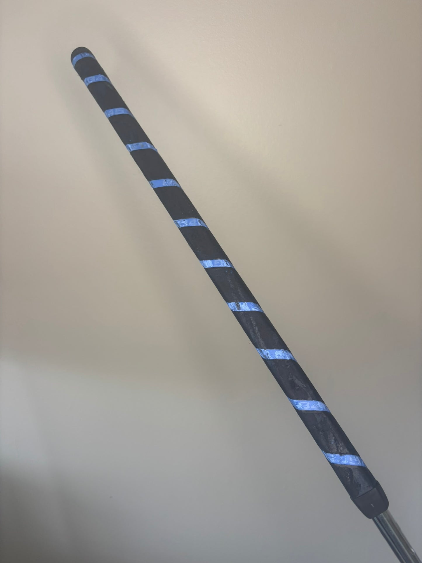 Tommy Armour 845 DLT 06-375 Putter Center Shaft 41″ OLD GRIP