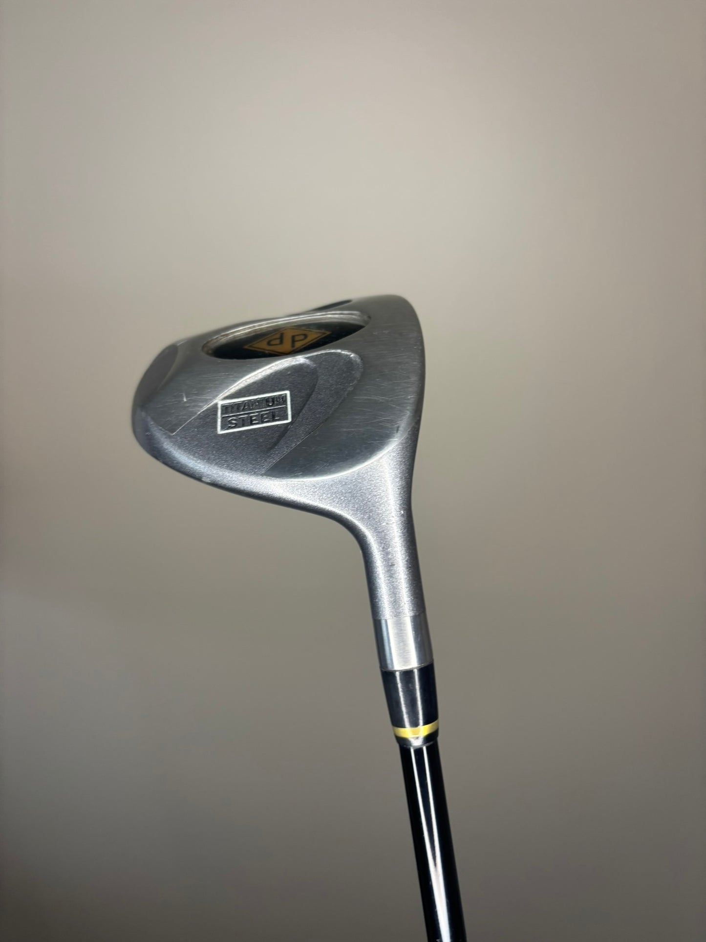 DP Gold Diamond 5-Wood Graphite Shaft 42″