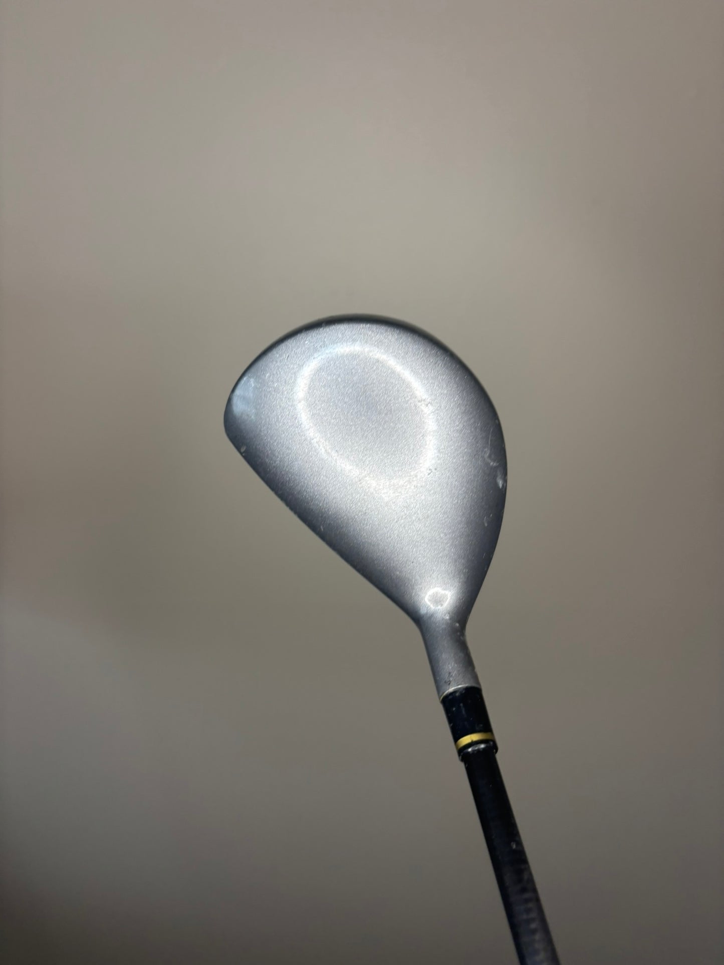 Lo-Pro Silver Diamond 5-Wood 19° Oracle Graphite Regular Flex 42.25″