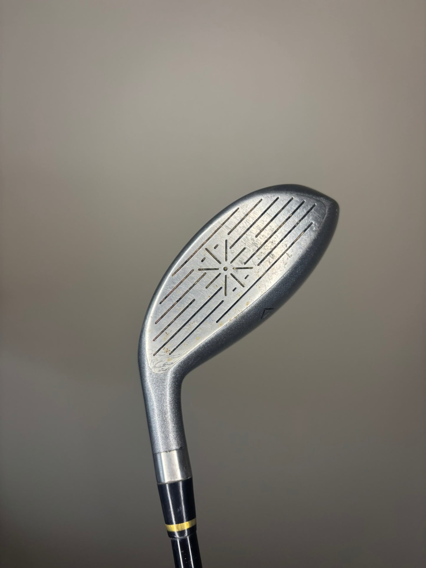 DP Gold Diamond 7-Wood Graphite Shaft 41″