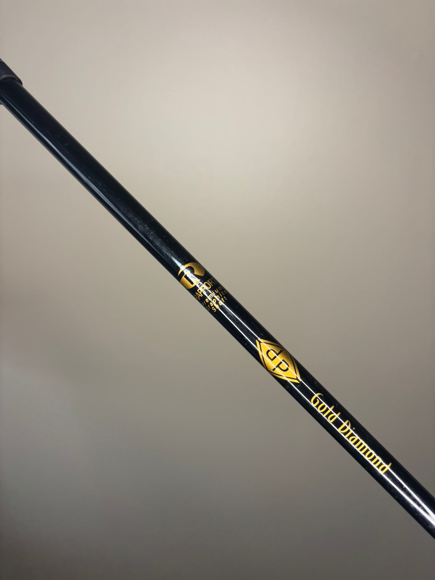 DP Gold Diamond 7-Wood Graphite Shaft 41″
