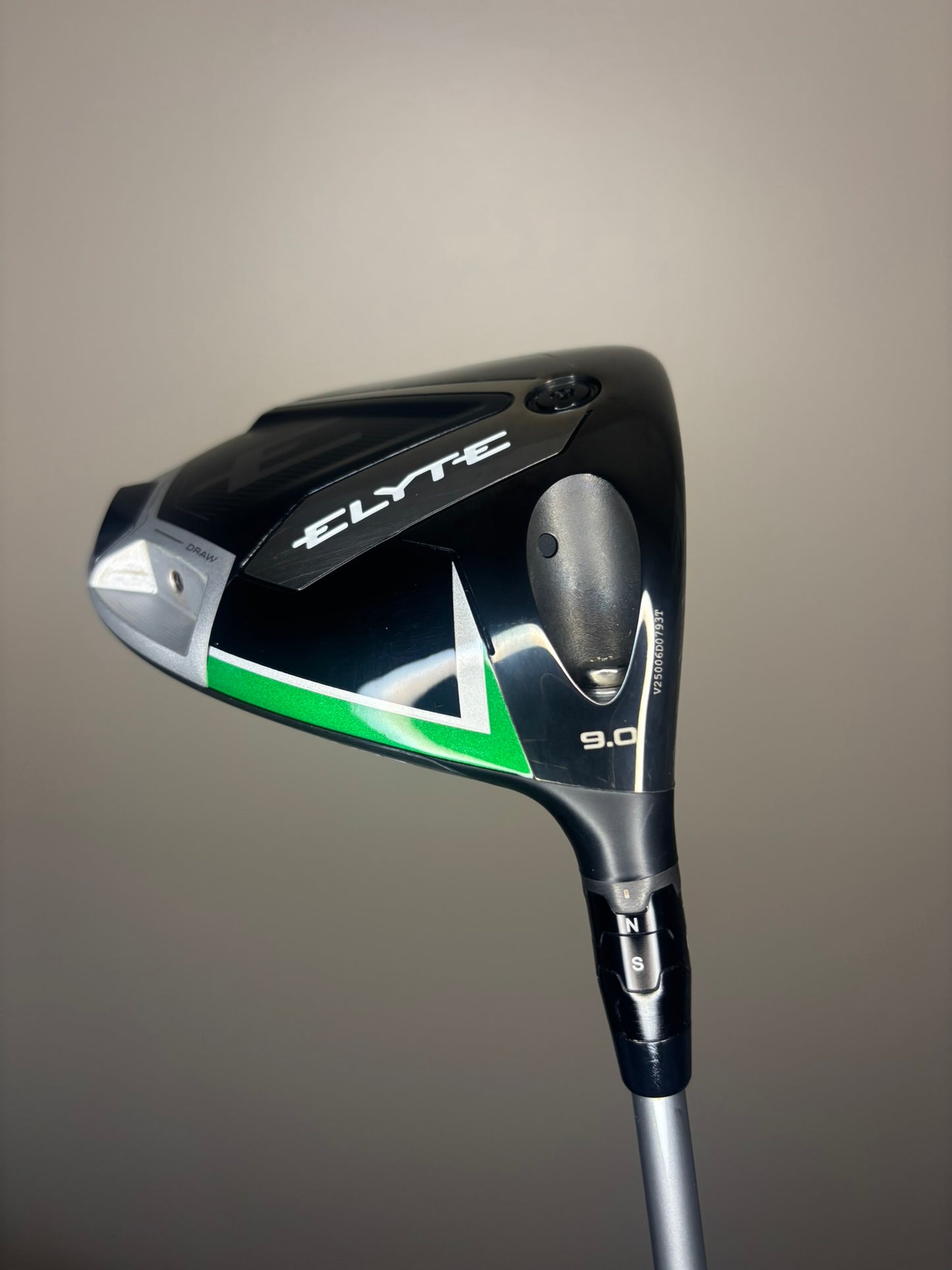 Callaway Elyte Driver 9° Denali Charcoal 60g Extra Stiff Flex 45.5″ +HC MINT