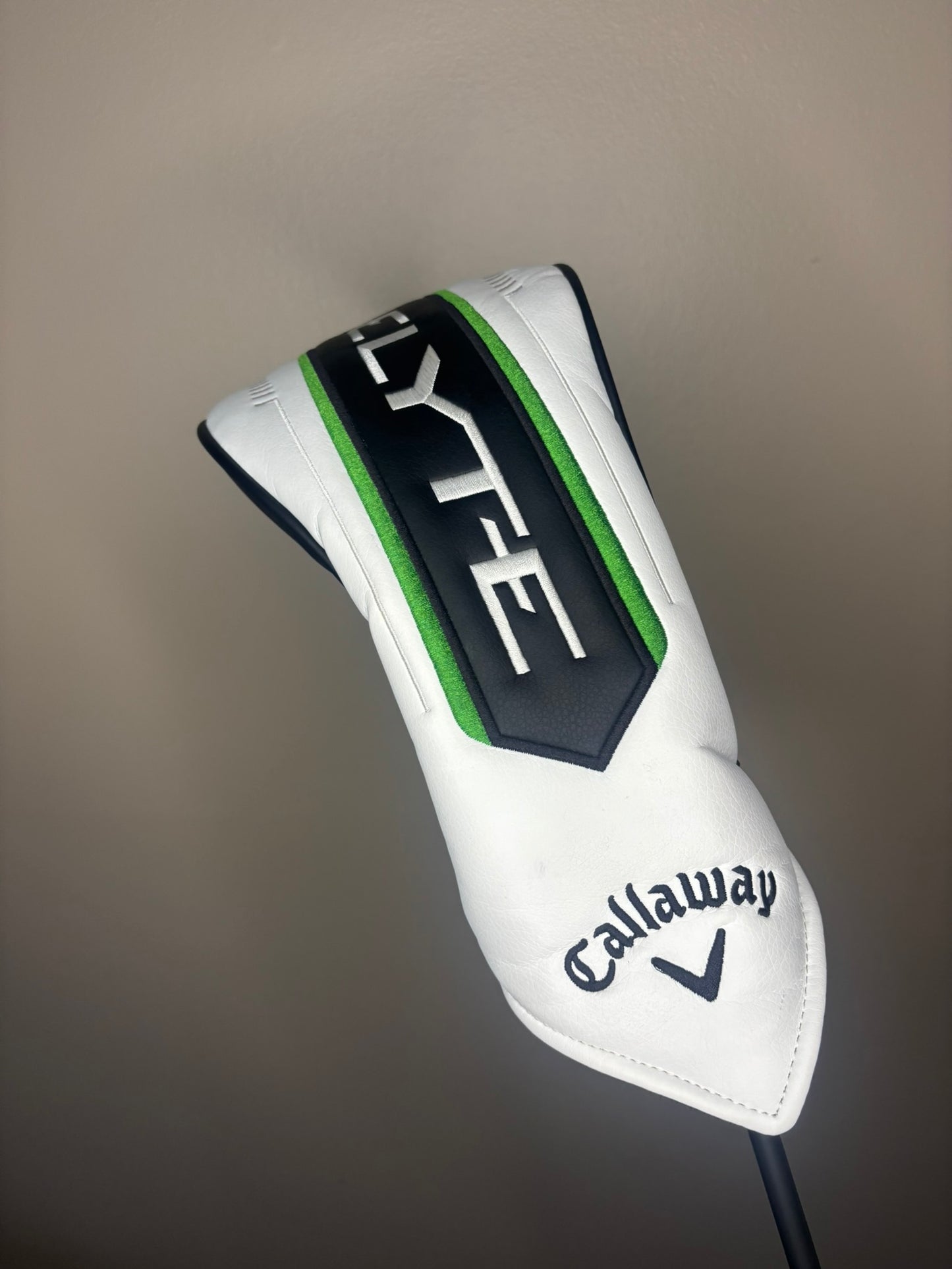 Callaway Elyte Driver 9° Denali Charcoal 60g Extra Stiff Flex 45.5″ +HC MINT