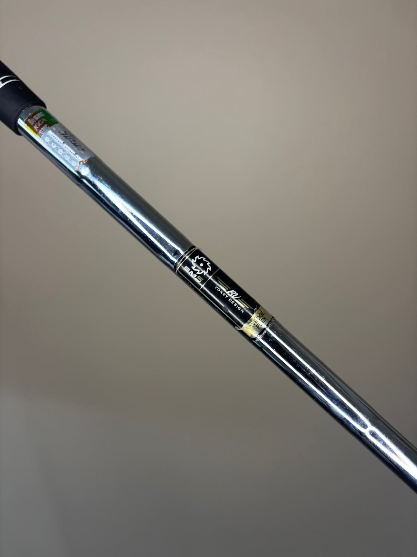 Titleist Vokey SM5 Tour Chrome Gap Wedge 52° / 8F Wedge Flex 35.5″ NICE