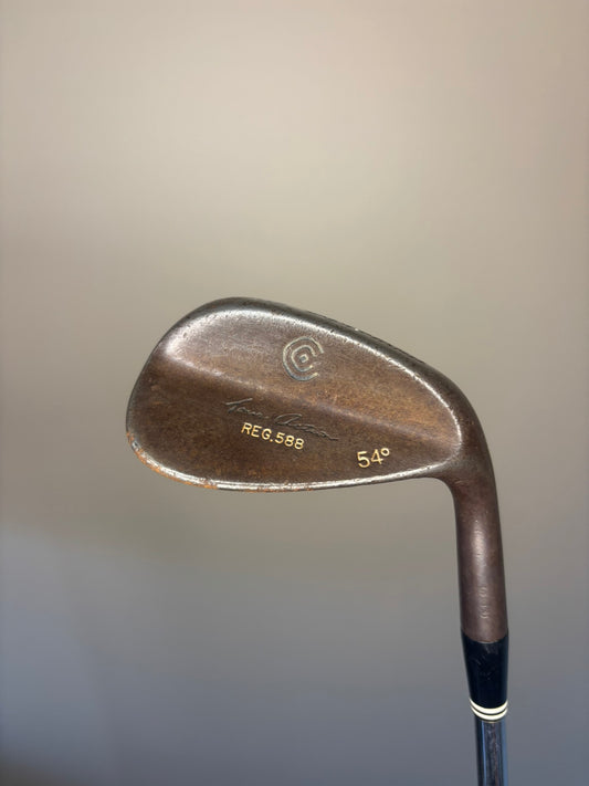 Photo of Cleveland Tour Action Reg 588 RTG Sand Wedge 54° Wedge Flex Dynamic Gold