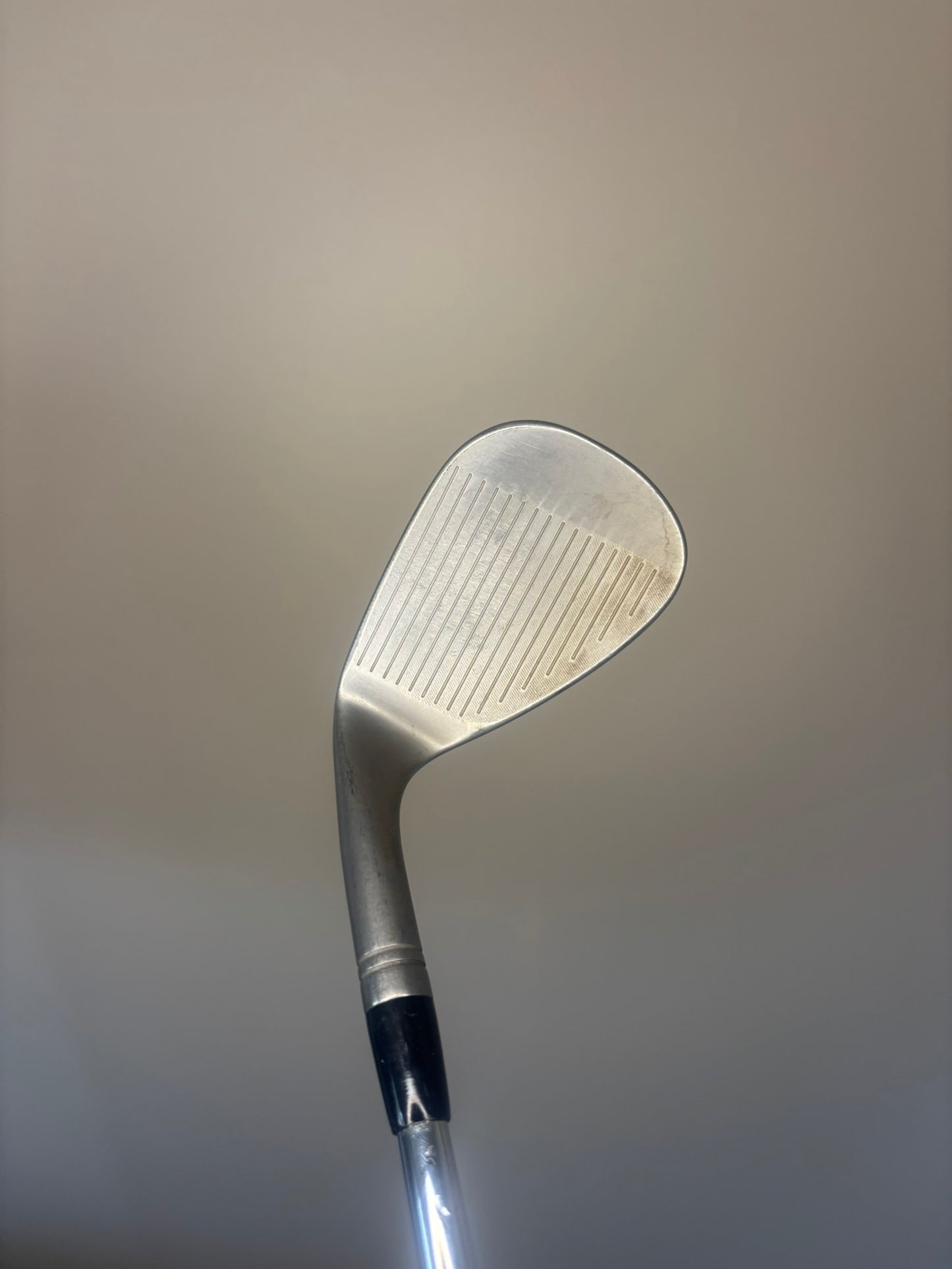 Taylormade Milled Grind 4 Raw Sand Wedge 56° / 12SB S400 Stiff Flex 35.25″ MINT