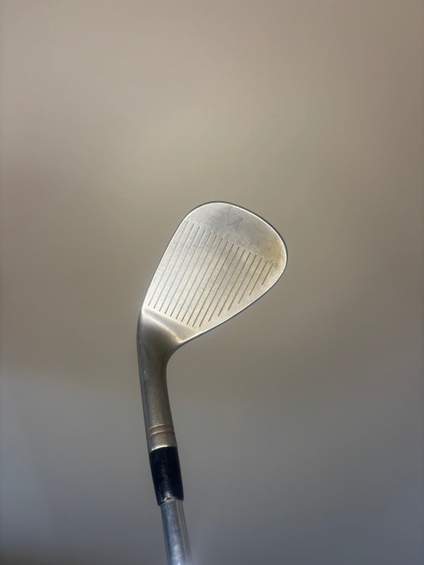 Taylormade Milled Grind 4 Raw Sand Wedge 54° / 8LB S400 Stiff Flex 35.25″ NICE