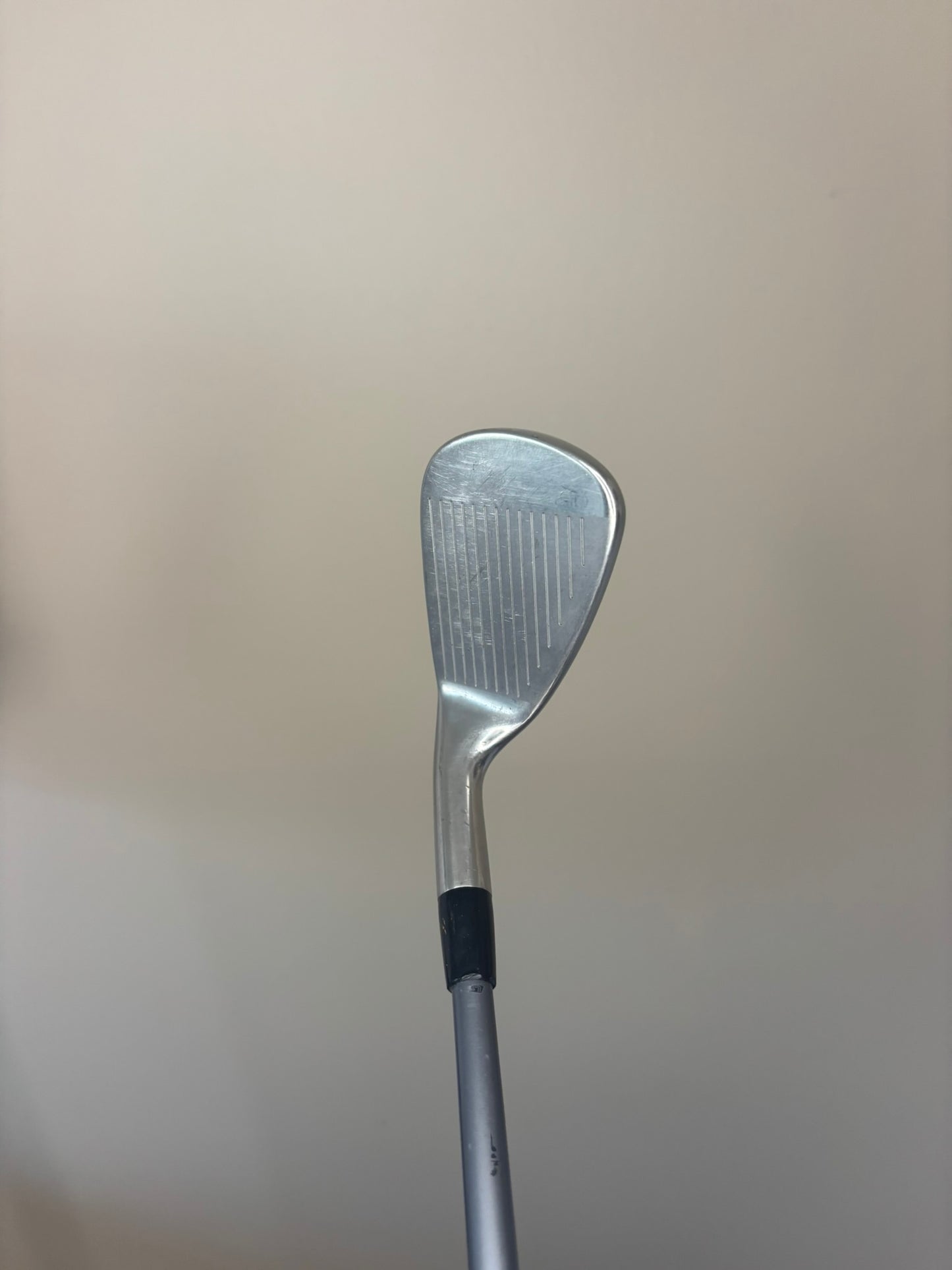 Titleist 716 AP1 Gap Wedge 52° Kuro Kage 65g Regular Flex 35.5″ NICE