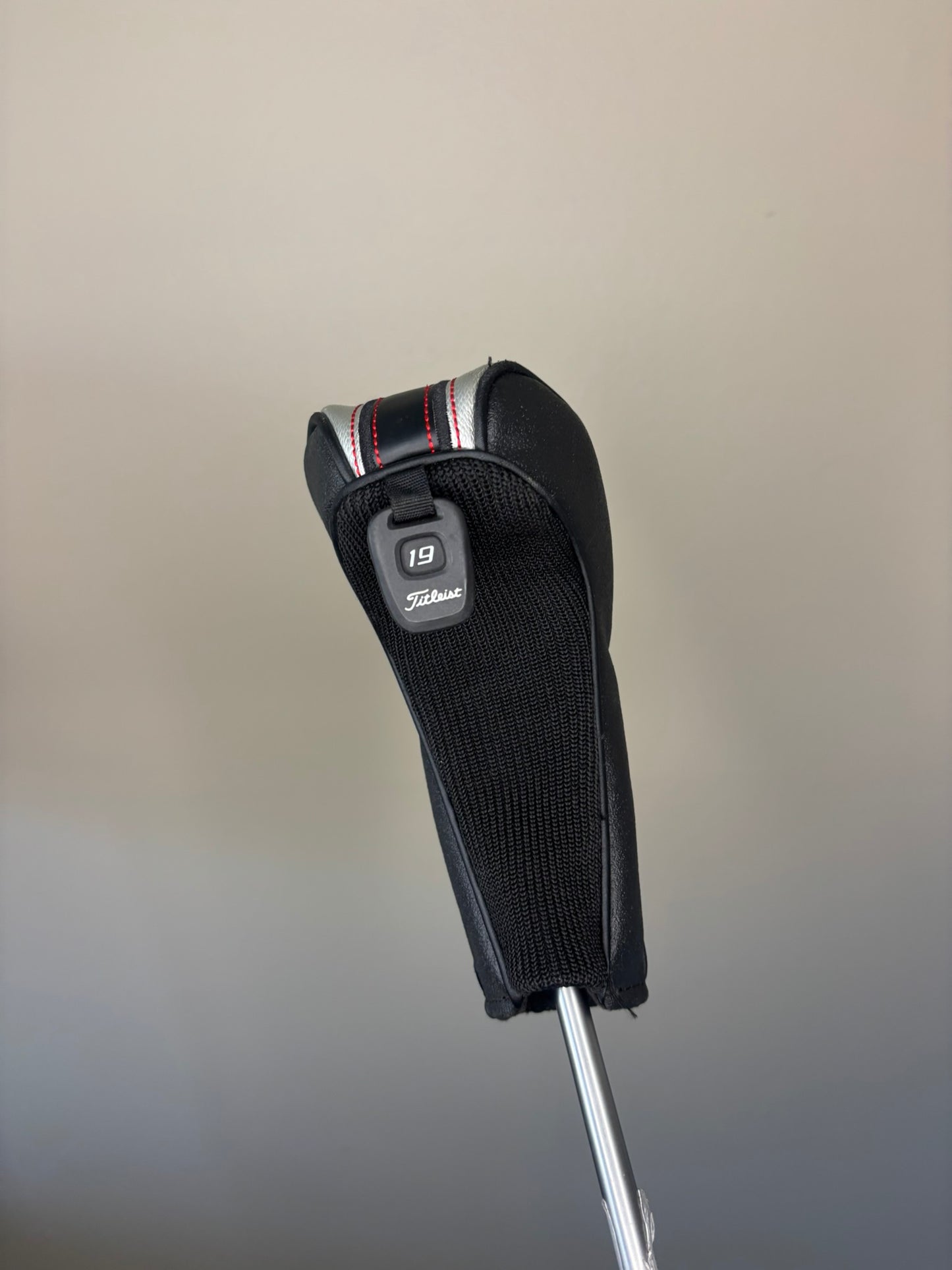 Titleist 816 H1 3 Hybrid 19° Diamana D+ 90g Stiff Flex 40.5″ +HC NICE