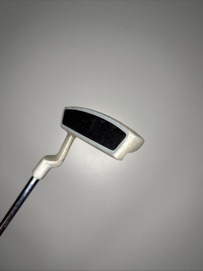 Photo of Spalding Pro Series 450 Putter 34.25