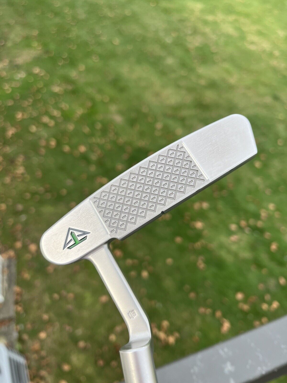 NICE Odyssey Toulon Design Austin Putter With Headcover 34”