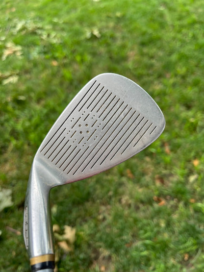 Photo of Cobra Oversize II 9Iron Hump 36