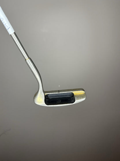 Photo of Celebrity Golf Putter 24K Gold Plate 35