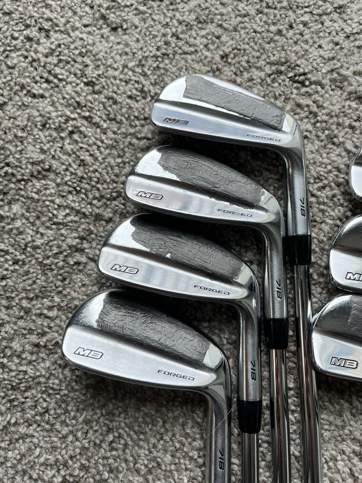 Titleist 718 MB Iron Set 4-PW DG X Seven Extra Stiff Steel