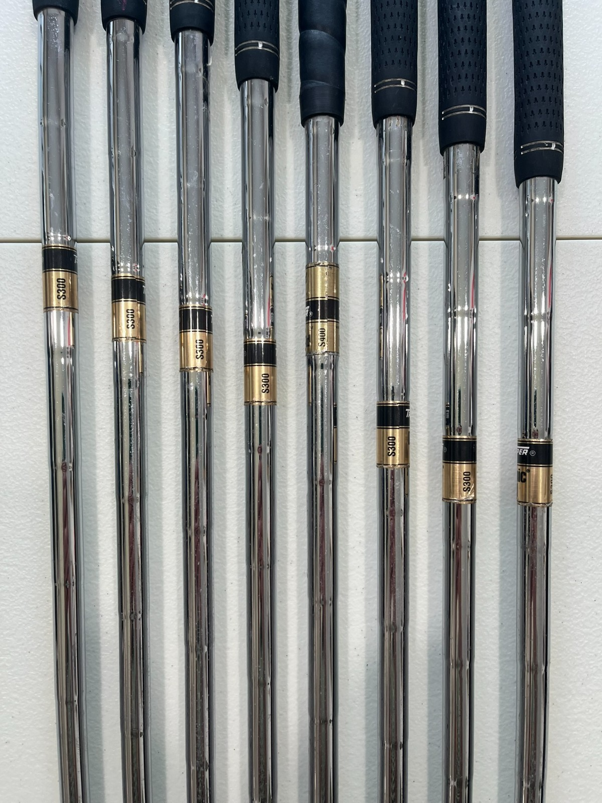 Photo of Cleveland Tour Action Reg 588P Iron Set 3PW DG S400 Standard