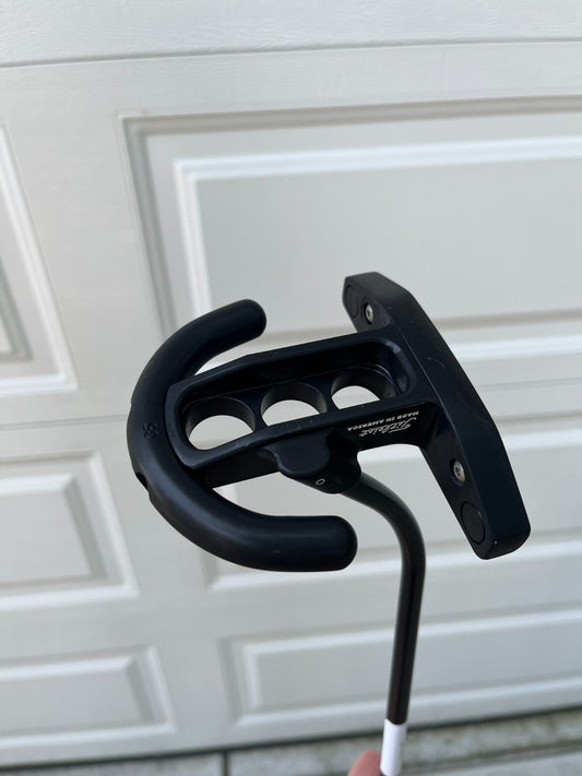 Photo of Scotty Cameron Futura Custom Blacked Out Putter 35