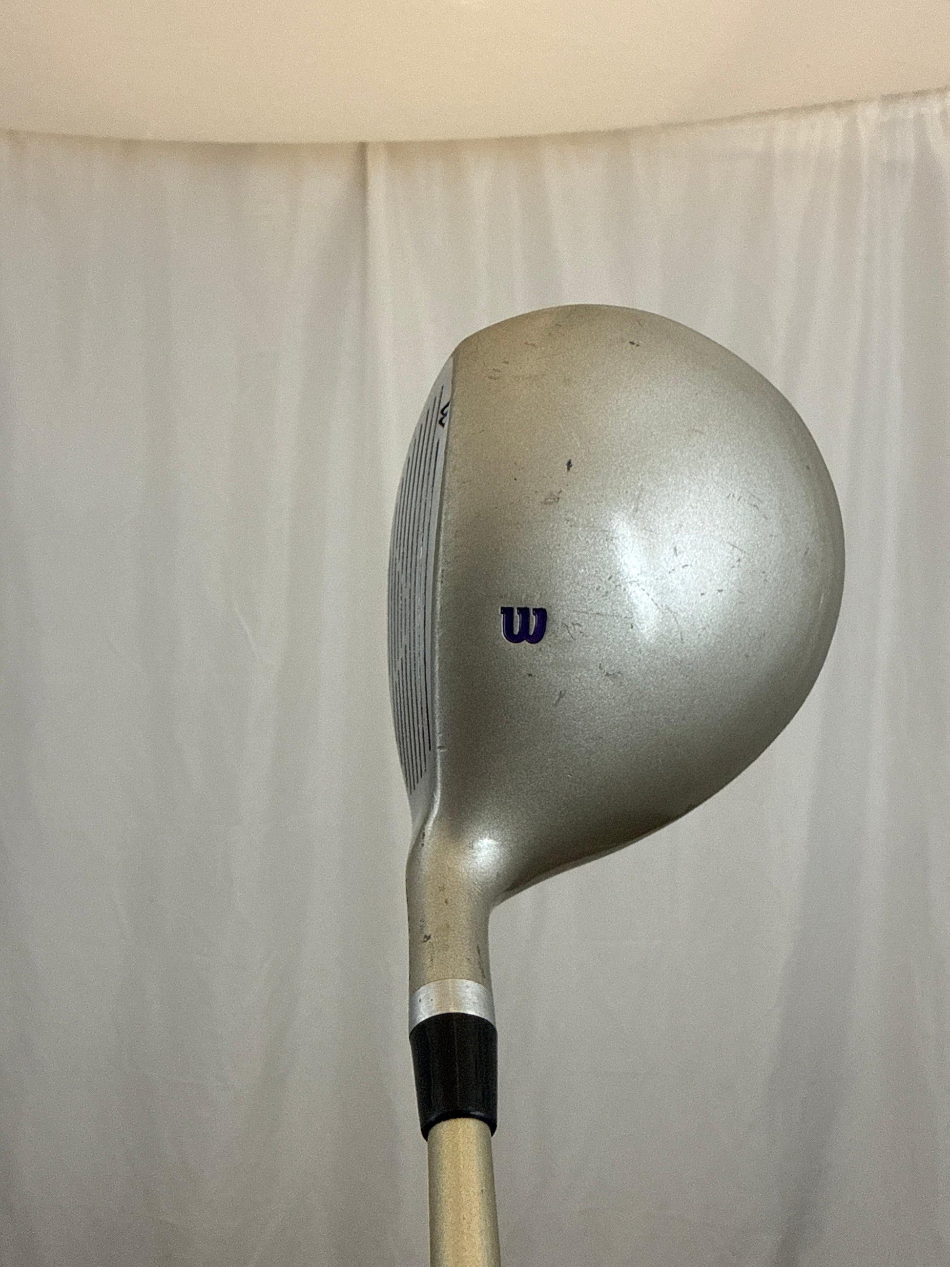 Photo of Wilson Oversize Pro Staff Driver 12° Ladies Flex Re-Flex