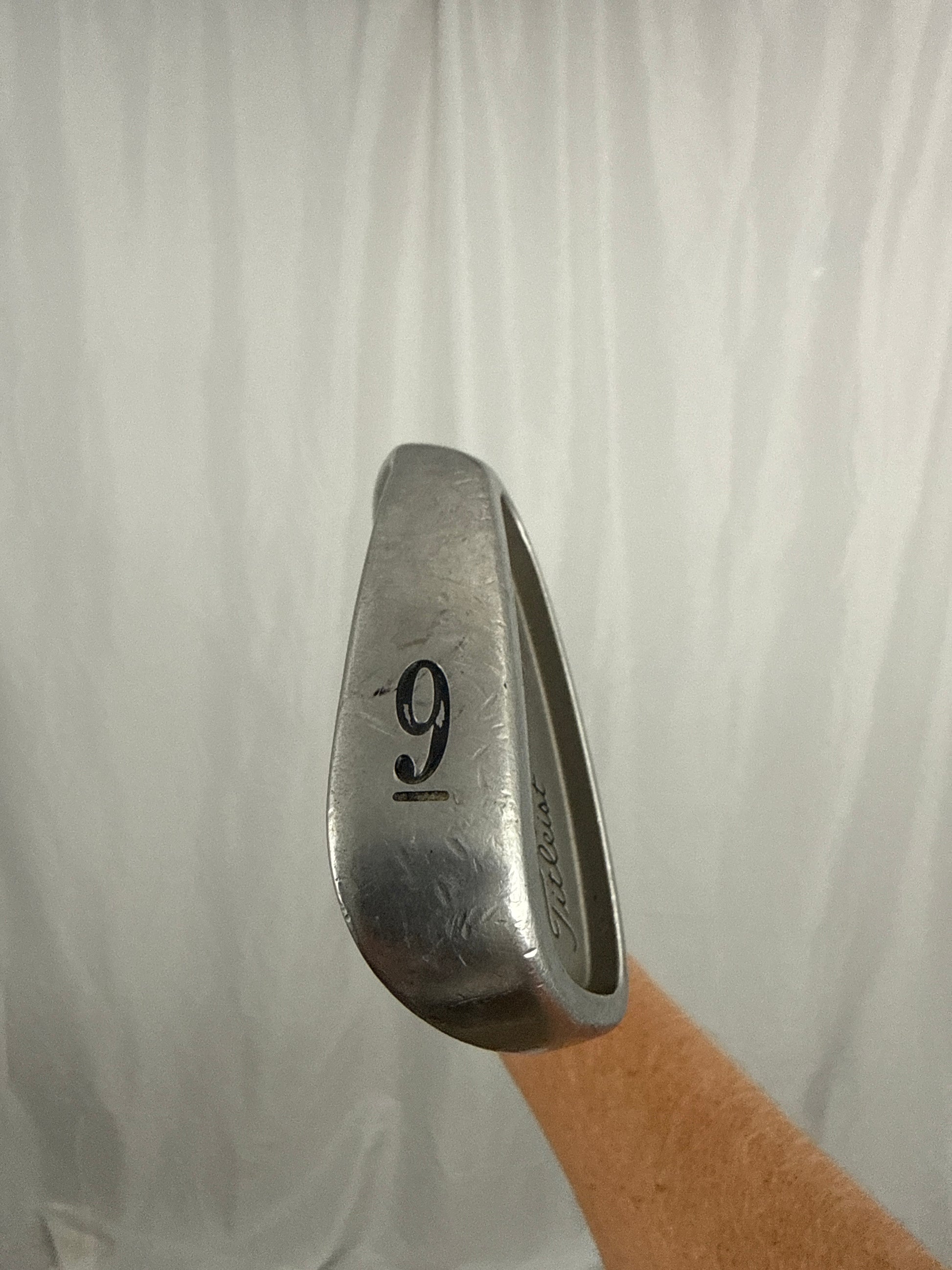 Photo of Titleist 804.OS 9-Iron 42° Stiff Flex Ns Pro 970
