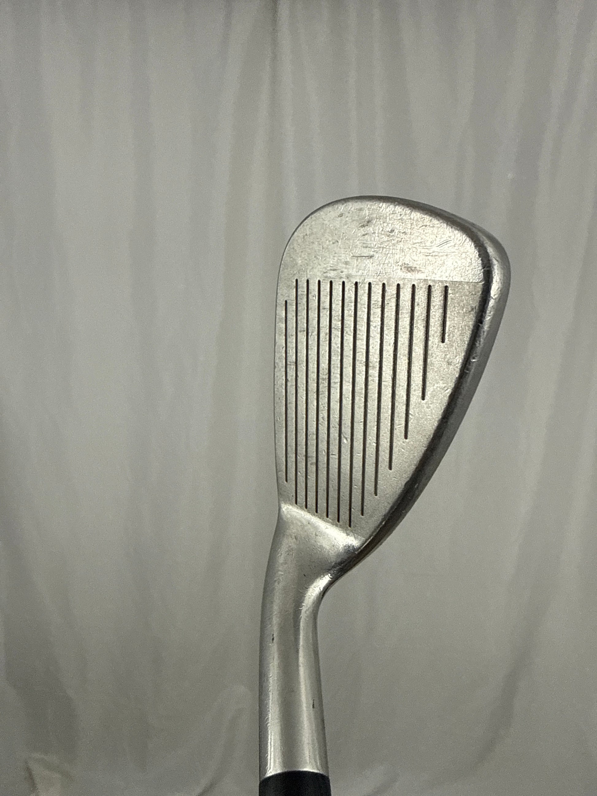 Photo of Titleist 804.OS 9-Iron 42° Stiff Flex Ns Pro 970
