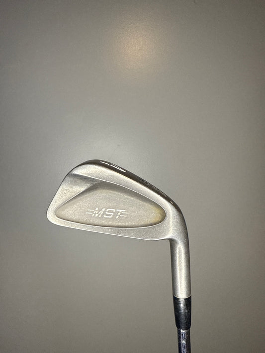 Photo of Mizuno MST 4-Iron 22° Regular Flex Dynamic Gold R300U