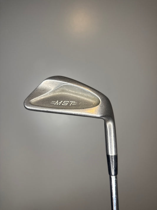 Photo of Mizuno MST Pitching Wedge 45° Regular Flex Dynamic Gold R300U