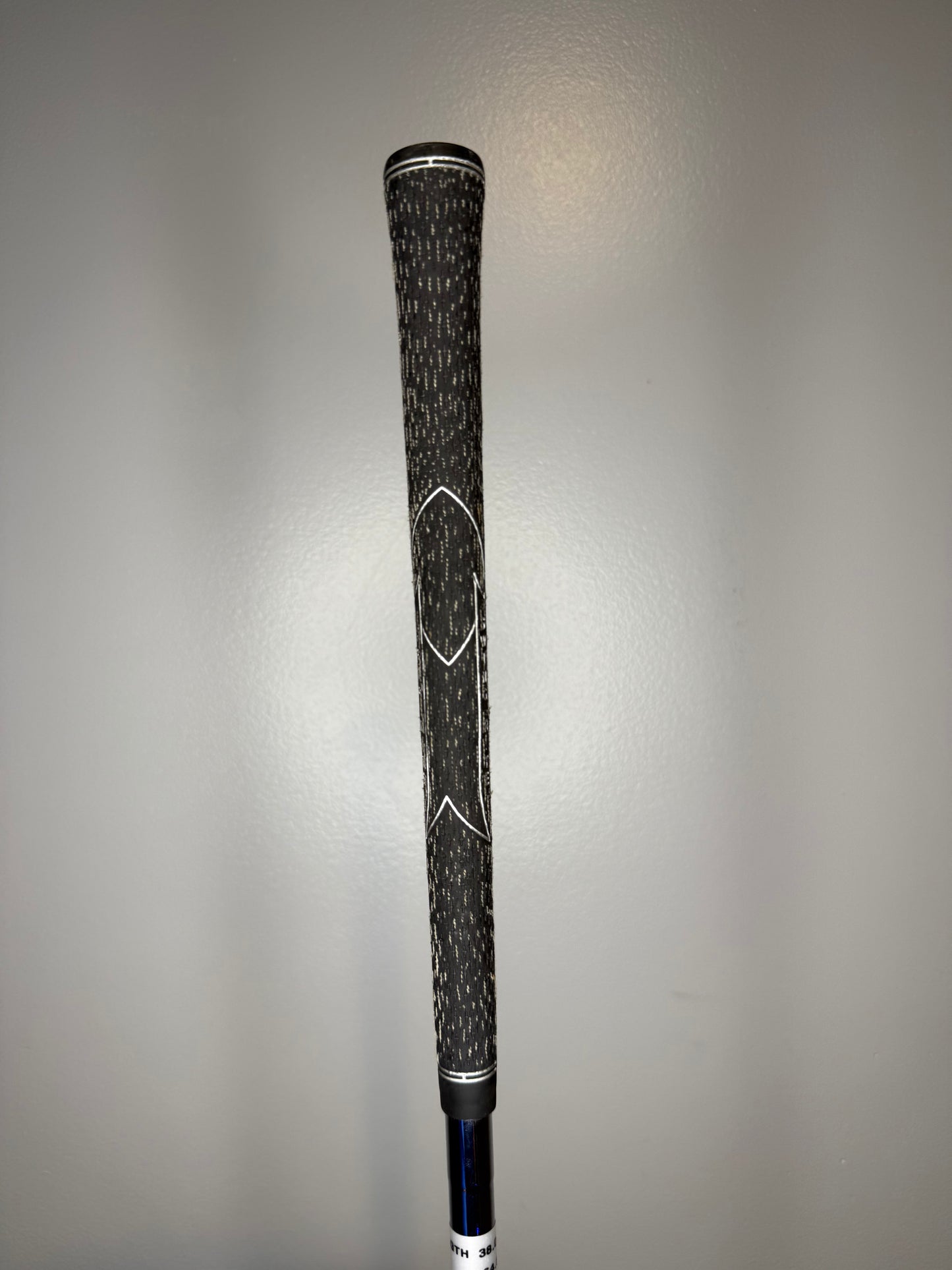 Titleist 704 CB Forged 6-Iron 31° Dynamic Gold S300 Stiff Flex 38″ NICE