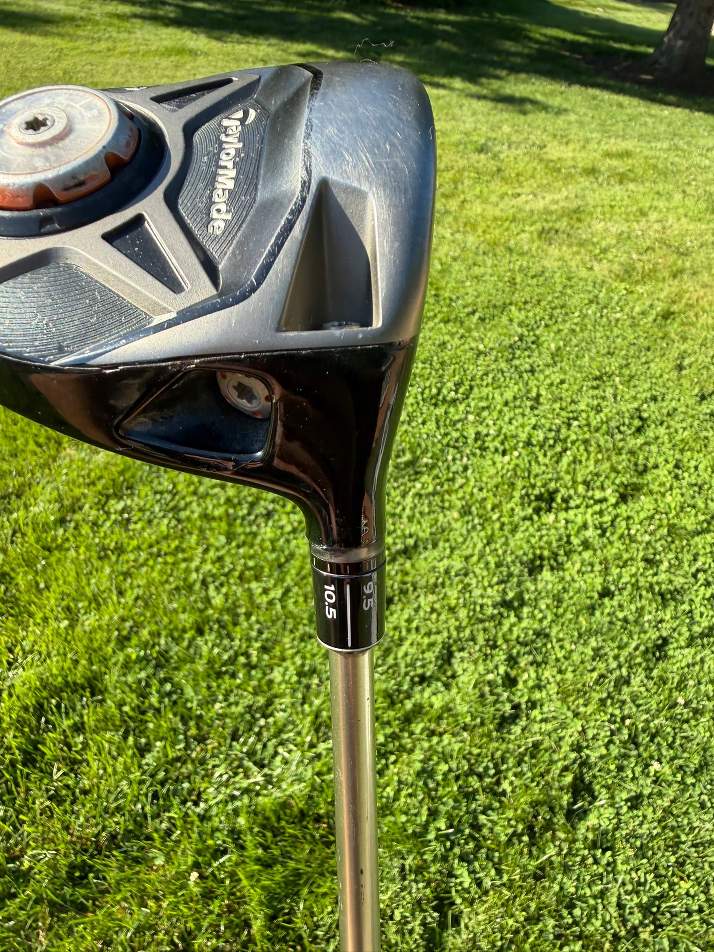 Taylormade R1 Black Driver 10° Bassara 53 Stiff Flex 45.25"