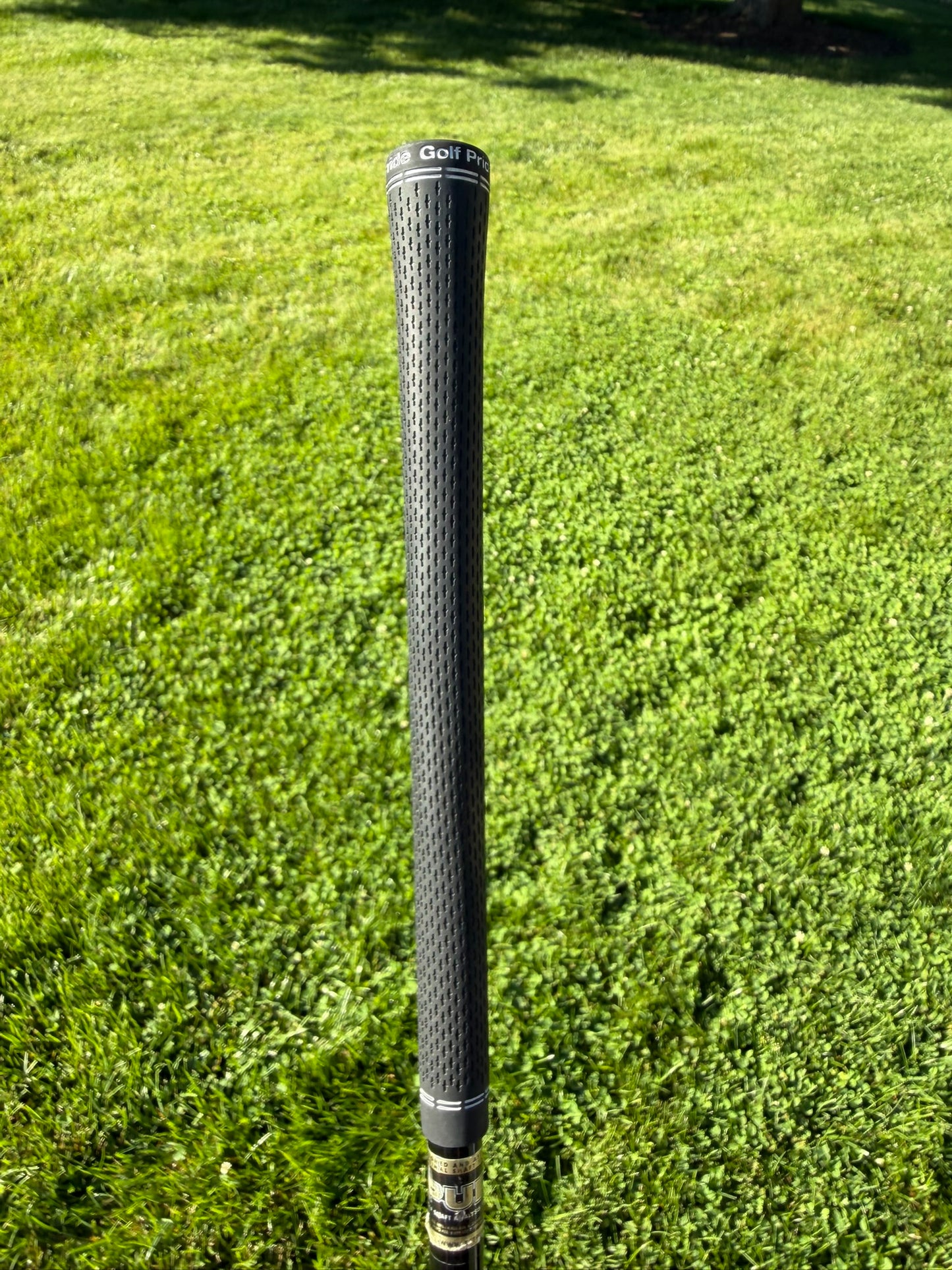 Taylormade R1 Black Driver 10° Bassara 53 Stiff Flex 45.25"