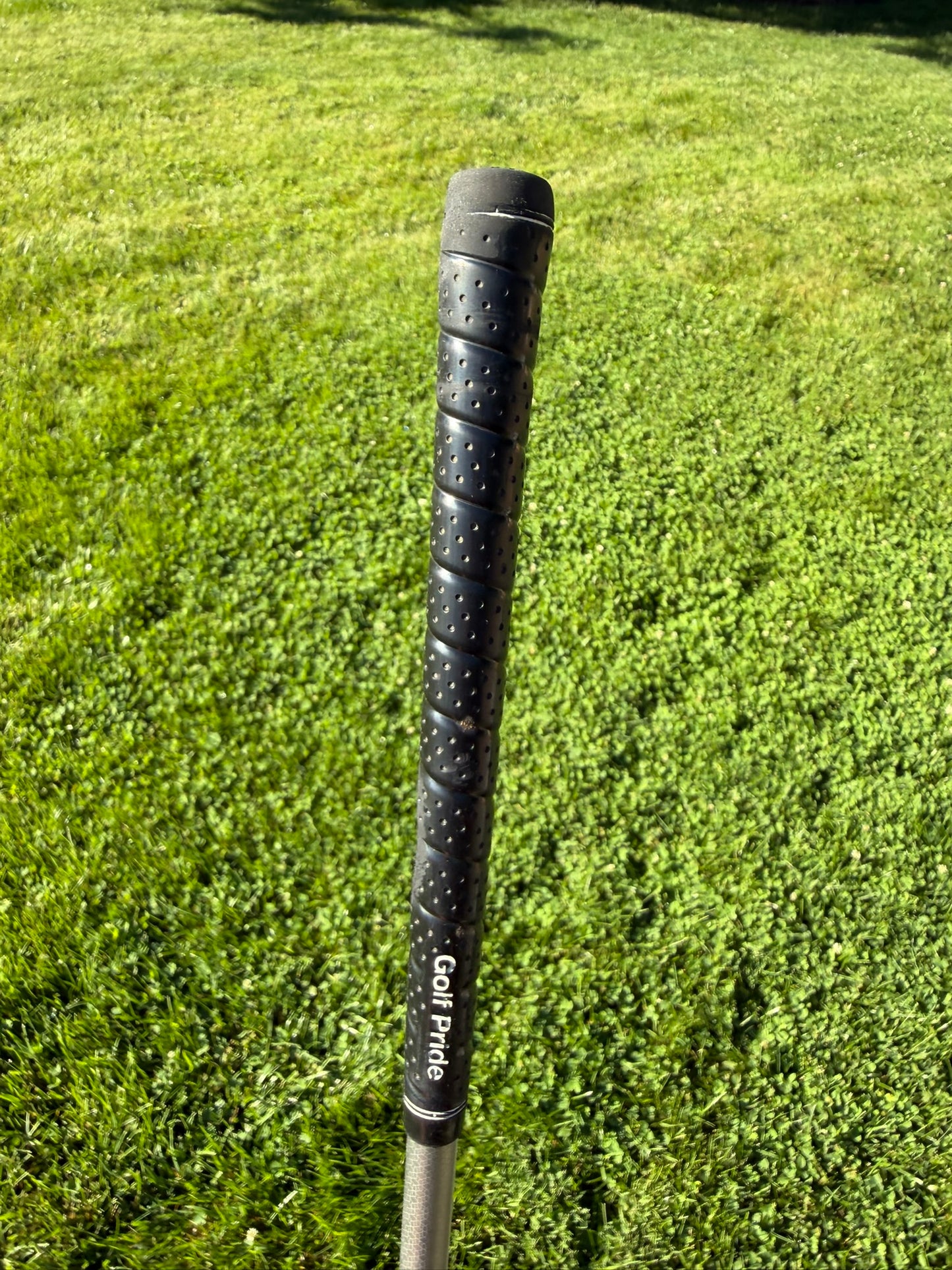 Titleist 915 D2 Driver 8.5° Diamana D+ 70 Stiff Flex 44.75" +HC NICE